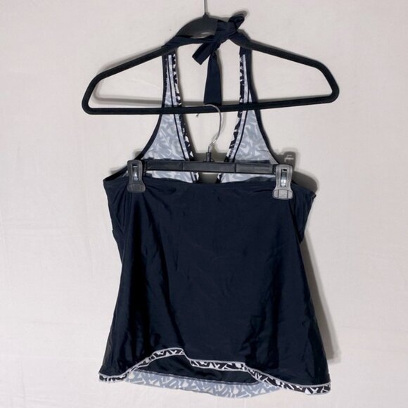 5/$25 Women’s Black Halter Tankini Top Bikini Top Swim Top w White Trim 2XL - Picture 2 of 11